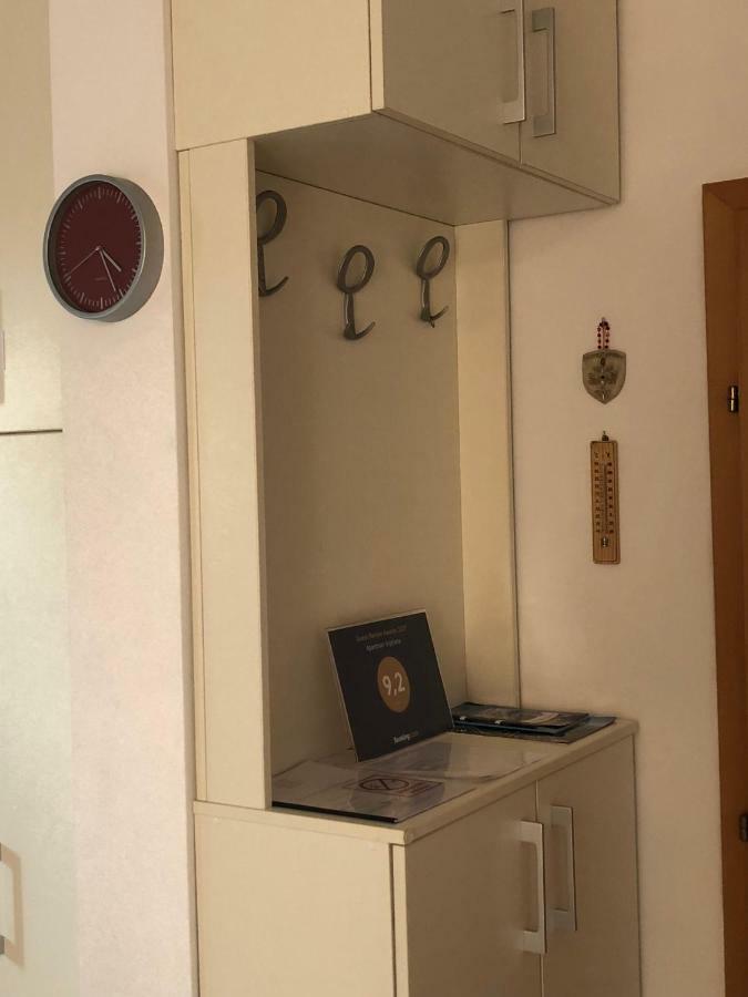Apartman Snjezana Malinska Zewnętrze zdjęcie